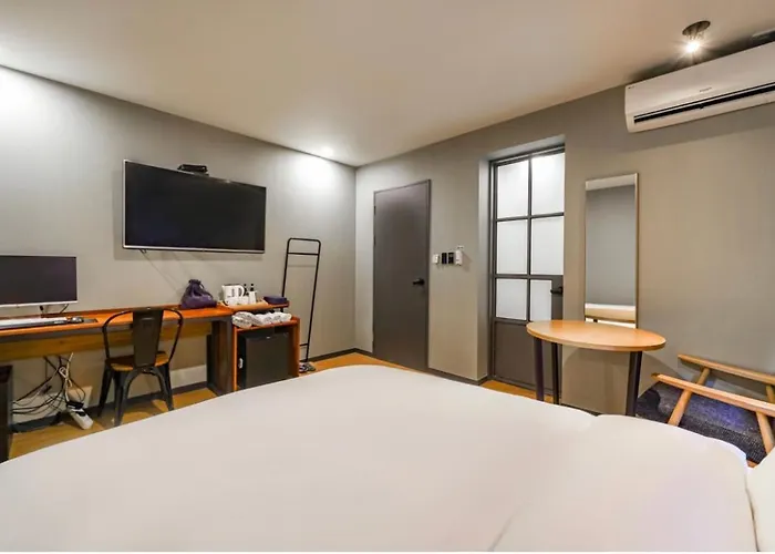 Hotel Brown Dot Daeyeon Busan