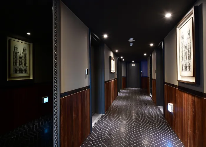 Brown Dot Daeyeon Hotel 2*
