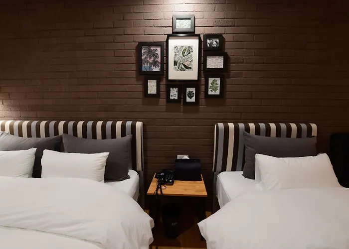 Hotel Brown Dot Daeyeon